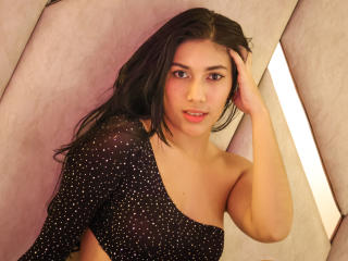 SaraRousse Image Gallery