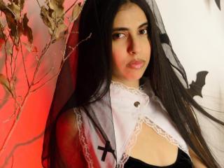 AnnaAlvarez Webcam Porno Live - Photo 5/21