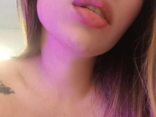 AmaiaSalvatoree Webcam Porno Live - Photo 9/21