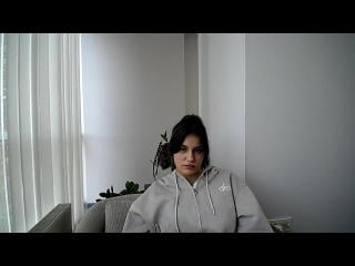 Flaaina live cam model at XLoveCam