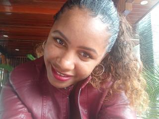 LayahCoquine Anal en Webcam Live - Photo 17/21