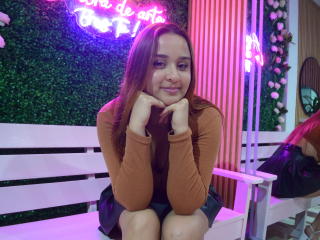 AnikaSummers Webcam Porno Live - Photo 20/21