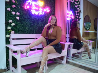 AnikaSummers Webcam Porno Live - Photo 18/21