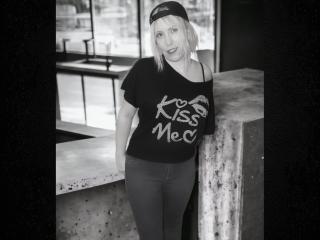 ArchAngelTheFrancaise Webcam Porno Live - Photo 20/21