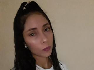 SaraySweetSex live cam model at XLoveCam