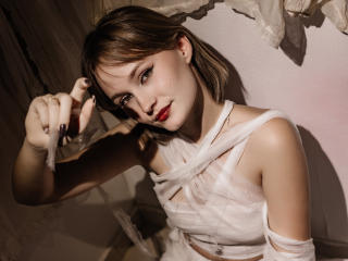 BrittanySweet Live Cam Porn - Photo 15/21