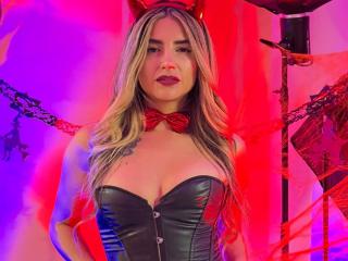 SofyaLane Blowjob XXX Cams - Photo 20/21