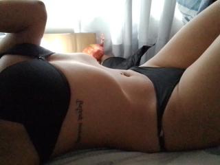 NatashaN live cam model at XLoveCam