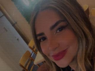 SofyaLane Blowjob XXX Cams - Photo 18/21