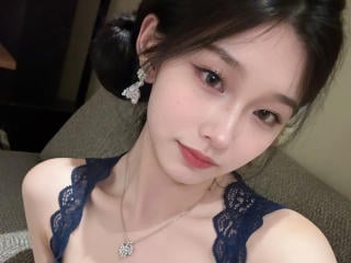 LinlinYa photo