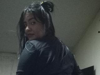 ArianithaXox Webcam Porno Live - Photo 9/21