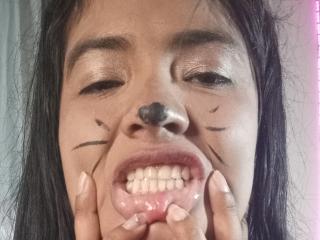 ArianithaXox Webcam Porno Live - Photo 8/21