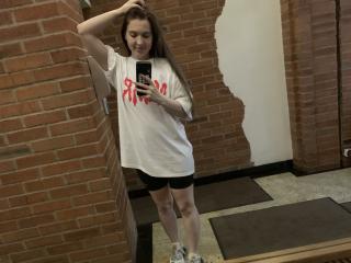 AliceAndCristal Webcam Porno Live - Photo 9/21