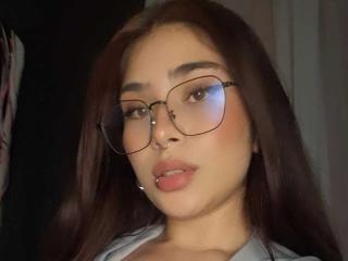 EmmaCollinsHot Boobs Liveshow - Photo 17/21