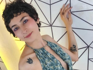 EmilyAllen Boobs Liveshow - Photo 11/21