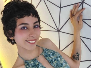 EmilyAllen Boobs Liveshow - Photo 6/21