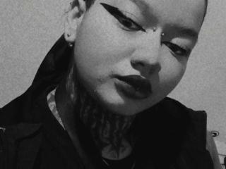 DarkCurvyLady Amateur Live Webcam - Photo 21/21