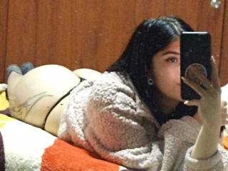 EmmaCollinsHot Boobs Liveshow - Photo 5/21