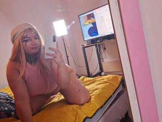 DarkCurvyLady Amateur Live Webcam - Photo 11/21