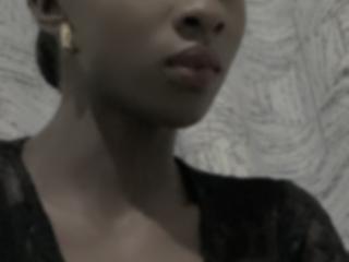 Watch FifiCheb live on cam on XLoveCam