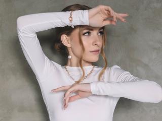 EvaDaly Boobs Liveshow - Photo 16/21