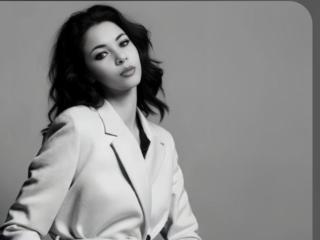 KarlaVip Seins Show XXX en Direct - Photo 7/8