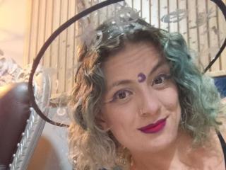 IndiGoth Chatte en Chaleur - Photo 6/8