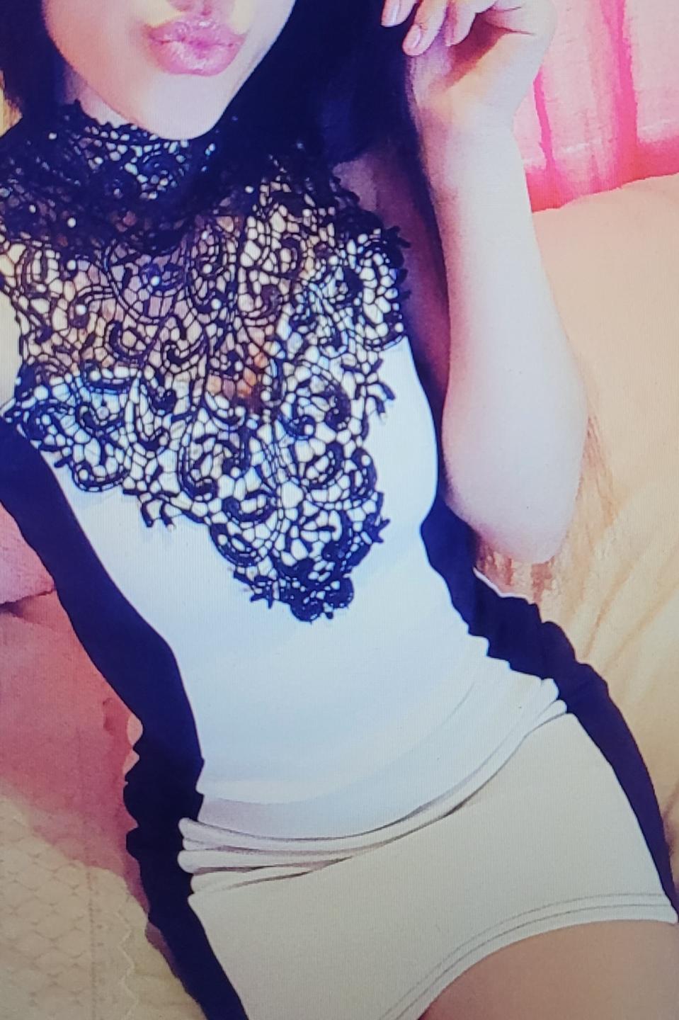 JessieDeei from XLoveCam