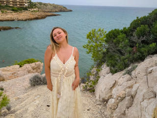 SallyVerda Blowjob XXX Cams - Photo 17/21