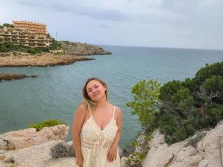 SallyVerda Blowjob XXX Cams - Photo 16/21