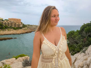 SallyVerda Blowjob XXX Cams - Photo 13/21