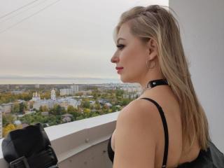 SweetLadyXX Blowjob XXX Cams - Photo 9/21
