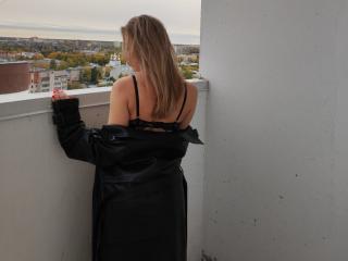 SweetLadyXX Blowjob XXX Cams - Photo 4/21