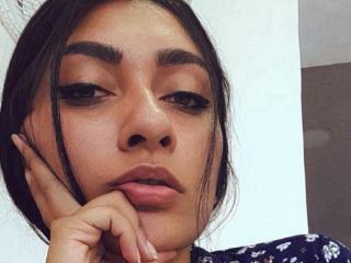 AmelineRousseau Webcam Porno Live - Photo 21/21