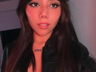 AlannaJonson Webcam Porno Live - Photo 15/21