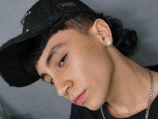 Watch XanderGrey live on cam on XLoveCam