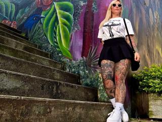 SaraValkyria Fellation XXX Cams - Photo 15/21