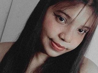 InnocenthaZel Chatte en Chaleur - Photo 18/21