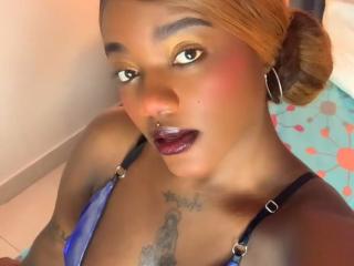 EbonyFoxy Boobs Liveshow - Photo 19/21