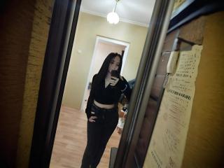 AnnieXSky Image Gallery