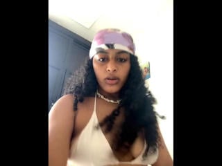 Watch BellaBrunetteDancer live on cam on XLoveCam