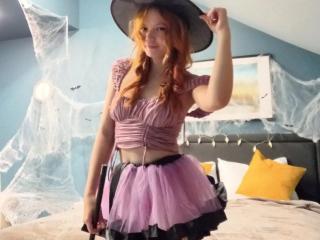 GingerEmma live cam model at XLoveCam