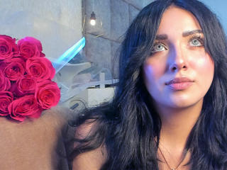 LillyTaylor Image Gallery