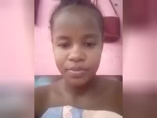 Watch FrenchHappiness live on cam on XLoveCam