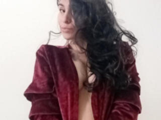 AntoniaHoney Webcam Porno Live - Photo 8/12