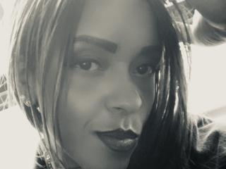 ShamanthaFire Blowjob XXX Cams - Photo 11/21