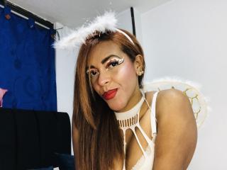 ShamanthaFire Blowjob XXX Cams - Photo 6/21