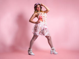 SarahWelinton Fellation XXX Cams - Photo 7/21