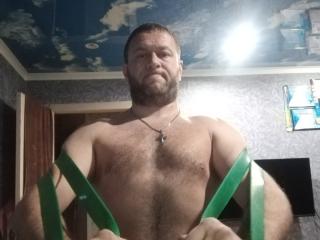 AbubakarH live cam model at XLoveCam