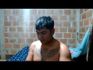 SteffanyAndConor live cam model at XLoveCam